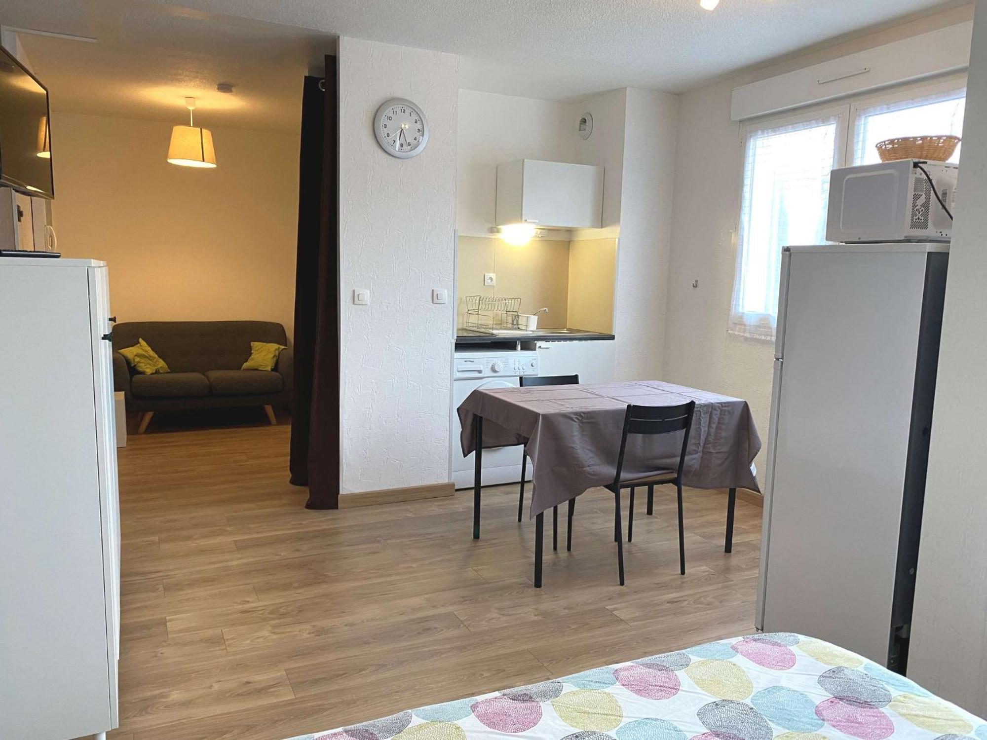 Studio Renove Avec Balcon, Proche Commerces, Wifi Et Cellier Privatif - Balaruc-Les-Bains. - Fr-1-553-13 Экстерьер фото